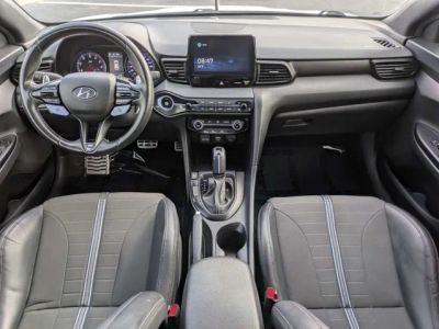 2021 Hyundai Veloster — photo 14 view