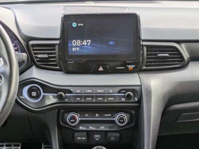 2021 Hyundai Veloster — photo 17 view
