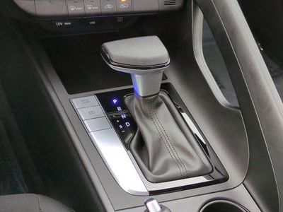 2024 Hyundai Elantra - Photo 14