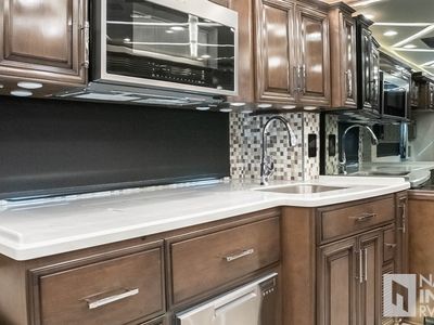 2023 Newmar Mountain Aire - Photo 12
