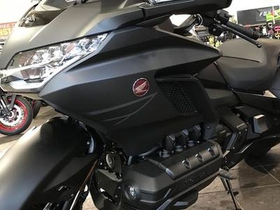 2025 Honda Gold Wing 50th Anniversary - Photo 8