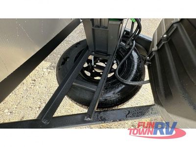 2025 Forest River RV Salem - Photo 12