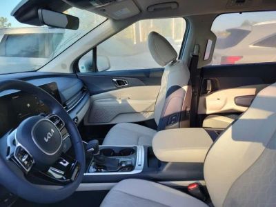 2026 Kia Carnival — photo 8 view