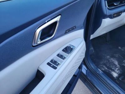 2026 Kia Carnival — engine compartment view