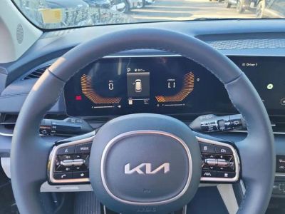 2026 Kia Carnival — photo 13 view