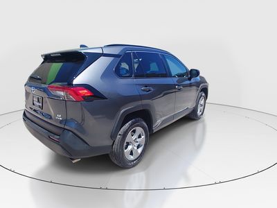 2025 Toyota RAV4 — photo 7 view