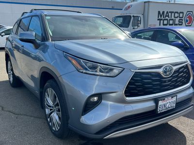 2021 Toyota Highlander - Photo 3