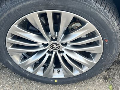 2021 Toyota Highlander - Photo 12