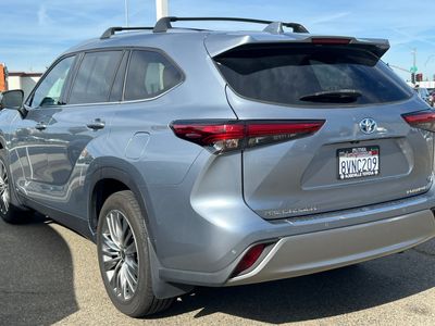 2021 Toyota Highlander - Photo 4