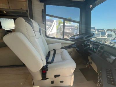 2026 Tiffin Motorhomes Allegro RED - Photo 12
