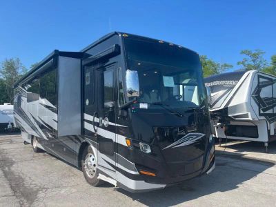 2026 Tiffin Motorhomes Allegro RED - Photo 1