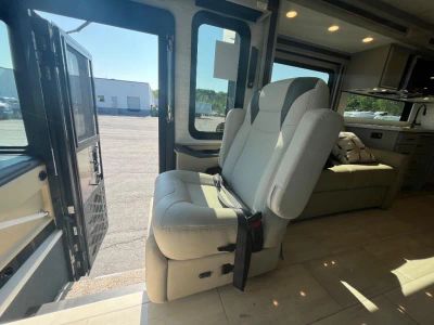 2026 Tiffin Motorhomes Allegro RED - Photo 11