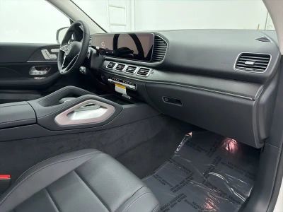 2026 Mercedes-Benz GLE — photo 65 view