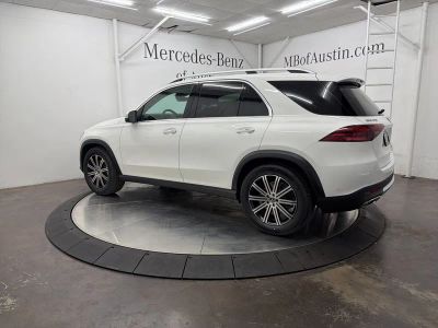 2026 Mercedes-Benz GLE — detail view