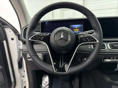 2026 Mercedes-Benz GLE — photo 15 view