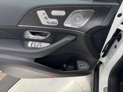 2026 Mercedes-Benz GLE — photo 17 view