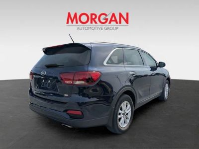 2020 Kia Sorento — rear three-quarter view