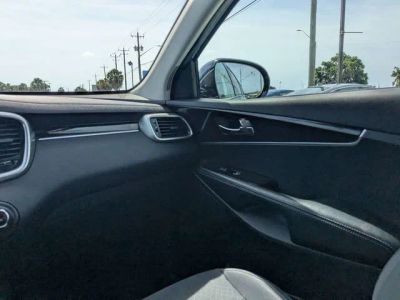 2020 Kia Sorento — photo 16 view