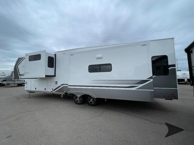 2026 Alliance RV Paradigm - Photo 11