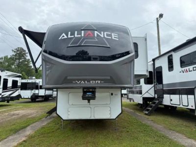 2025 Alliance RV Valor - Photo 2