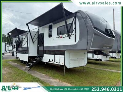 2025 Alliance RV Valor - Photo 1