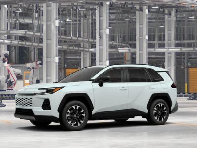 2026 Toyota RAV4 - Photo 3