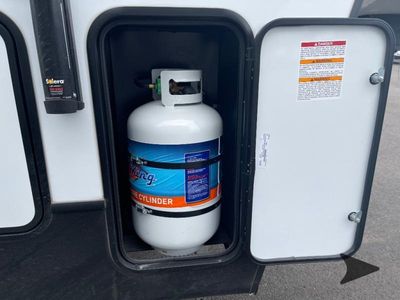 2025 Keystone RV Cougar Sport - Photo 12
