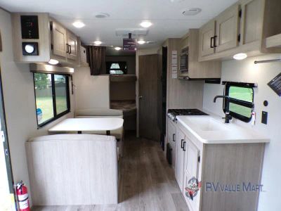 2026 Coachmen RV Catalina Summit Series 8 — photo 11 view