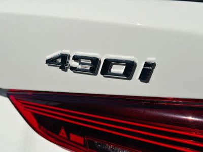 2026 BMW 4 Series — photo 11 view