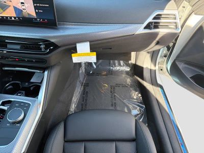 2026 BMW 4 Series — photo 18 view