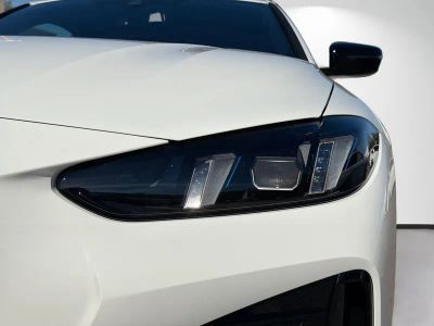 2026 BMW 4 Series — photo 9 view