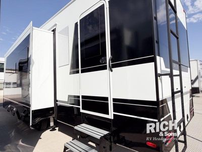 2026 Brinkley Model Z - Photo 4