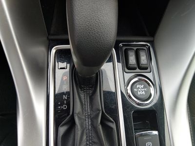 2024 Mitsubishi Eclipse Cross - Photo 16