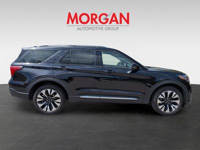 2025 Ford Explorer - Photo 3