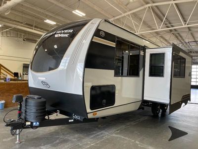 2025 Forest River RV Vibe - Photo 3
