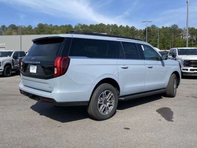 2026 Ford Expedition - Photo 3