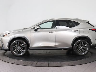 2025 Lexus NX - Photo 2