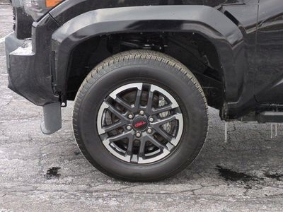 2025 Toyota Tacoma Hybrid — photo 8 view