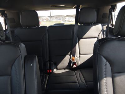 2023 GMC Yukon - Photo 18