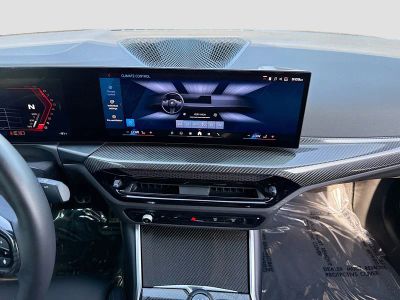 2025 BMW M2 — photo 18 view