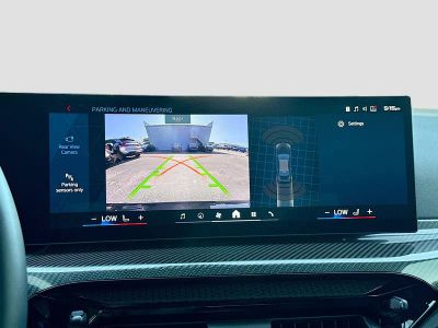 2025 BMW M2 — photo 31 view