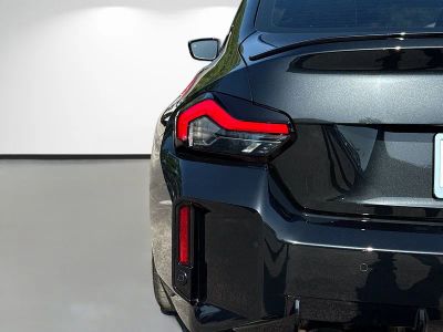2025 BMW M2 — photo 10 view