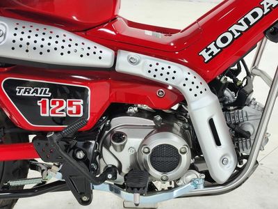 2025 Honda Trail125 - Photo 9