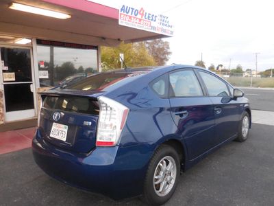 2011 Toyota Prius - Photo 3