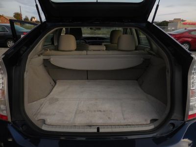 2011 Toyota Prius - Photo 16