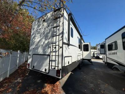 2024 Keystone RV Montana - Photo 6