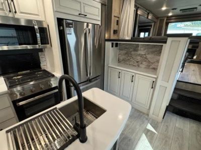 2024 Keystone RV Montana - Photo 15
