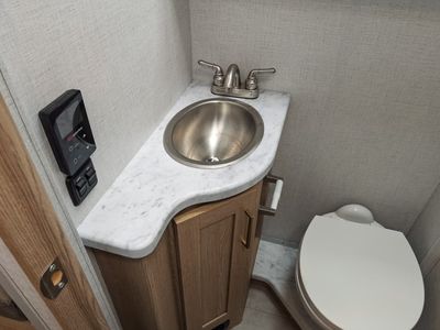 2026 Thor Motor Coach CHATEAU SPRINTER - Photo 15