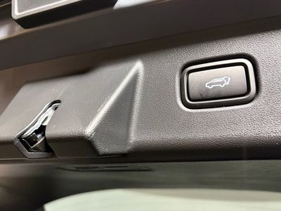 2025 Hyundai Tucson — photo 12 view