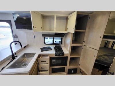 2026 Ember RV E-Series - Photo 16